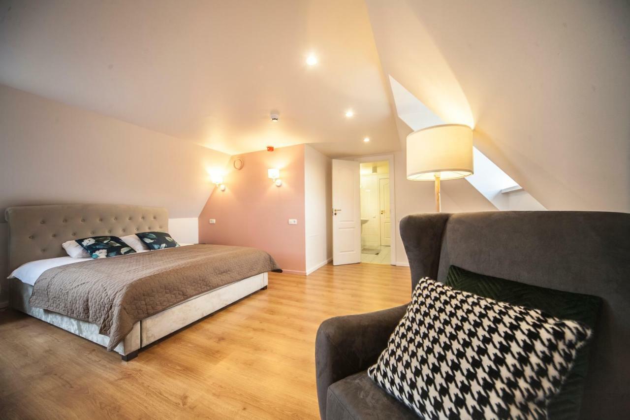 2 Level Apartments In Old Town Riga Bagian luar foto