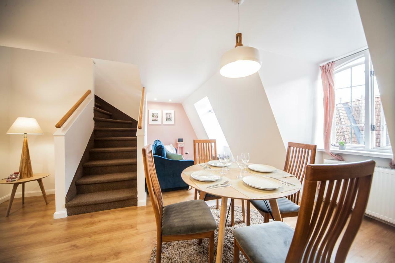 2 Level Apartments In Old Town Riga Bagian luar foto