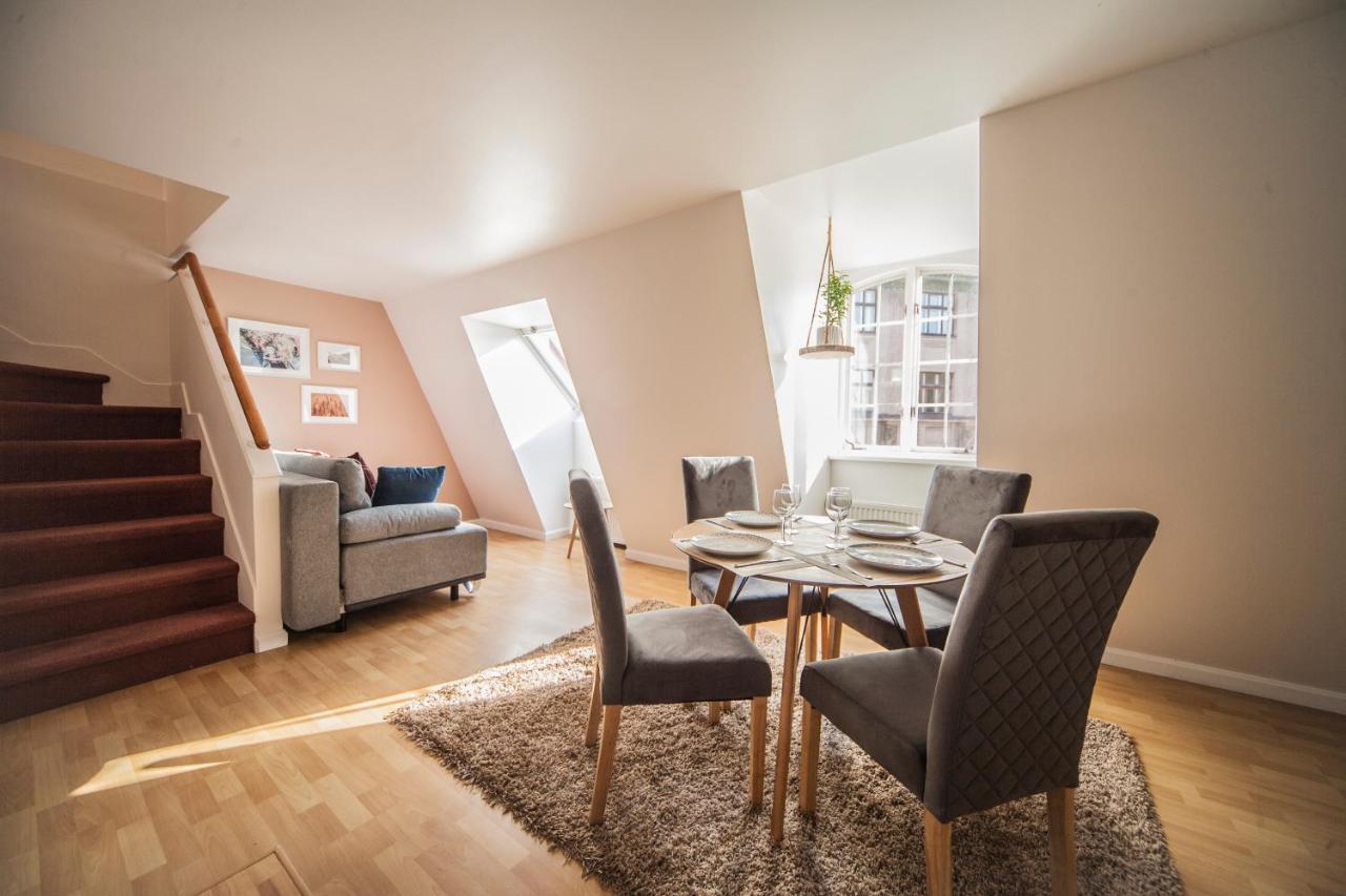 2 Level Apartments In Old Town Riga Bagian luar foto